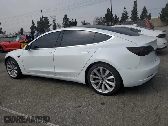 2018 Tesla Model 3 Long Range Battery z VIN 5YJ3E1EA5JF053673, wystawiony jako Copart lot #53091445 z przebiegiem 60 849 mil mil oraz Szkoda całkowita • Salvage title. Historia ofert i sprzedaży dostępna na DreamBid. Obrazek 2.