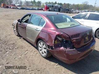 2010 Honda Accord EX-L z VIN 1HGCP2F87AA195187, wystawiony jako IAAI lot #42079677 z przebiegiem Nie podano mil oraz . Historia ofert i sprzedaży dostępna na DreamBid. Obrazek 3.