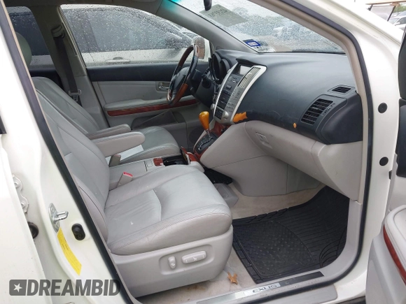 2005 Lexus RX 330 with VIN JTJGA31UX50054571, listed as a IAAI auction lot 42193763 with 215,321 mi miles. Bid and sale history available at carsss.com. Image 5.