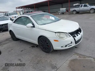 2007 Volkswagen Eos 2.0T with VIN WVWFA71F27V034876, listed as a IAAI auction lot 40732971 with 178,845 mi miles and . Bid and sale history available at DreamBid. Image 1.