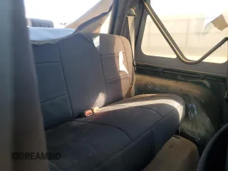 2001 Jeep Wrangler SE with VIN 1J4FA29P71P329199, listed as a Copart auction lot 48144035 with 114,904 mi miles and Salvage Title. Bid and sale history available at carsss.com. Image 10.