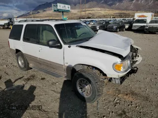 2000 Mercury Mountaineer with VIN 4M2DU66P8YUJ15148, listed as a Copart auction lot 84107204 with 194,511 mi miles and Salvage title. Bid and sale history available at DreamBid. Image 4.