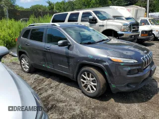 2016 Jeep Cherokee Altitude z VIN 1C4PJMCB3GW121564, wystawiony jako Copart lot #63773795 z przebiegiem 86 102 mil mil oraz Szkoda całkowita • Salvage title. Historia ofert i sprzedaży dostępna na DreamBid. Obrazek 4.