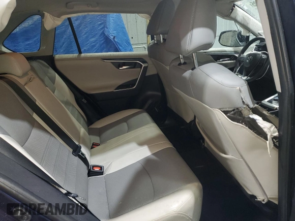 2019 Toyota RAV4 Limited with VIN 2T3N1RFV8KC055886, listed as a Copart auction lot 50553305 with 70,190 mi miles and Salvage Title. Bid and sale history available at carsss.com. Image 11.