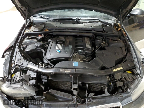 2007 BMW 3 Series 328i z VIN WBAWB33597PU87534, wystawiony jako Copart lot #44131535 z przebiegiem 139 100 mil mil oraz Szkoda całkowita • Salvage title. Historia ofert i sprzedaży dostępna na DreamBid. Obrazek 11.