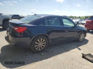 2012 Chrysler 200 Touring z VIN 1C3CCBBB3CN189625, wystawiony jako Copart lot #52030465 z przebiegiem 245 535 mil mil oraz Szkoda całkowita • Salvage title. Historia ofert i sprzedaży dostępna na DreamBid. Obrazek 3.