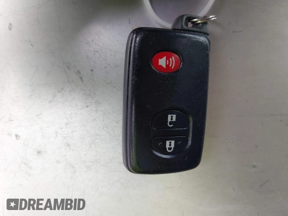 2010 Toyota Prius II z VIN JTDKN3DU0A5204746, wystawiony jako IAAI lot #42499294 z przebiegiem 254 114 mil mil oraz . Historia ofert i sprzedaży dostępna na DreamBid. Obrazek 11.