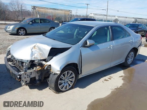 2014 Toyota Camry L with VIN 4T4BF1FK2ER364315, listed as a IAAI auction lot 41582885 with 1 mi miles. Bid and sale history available at carsss.com. Image 18.