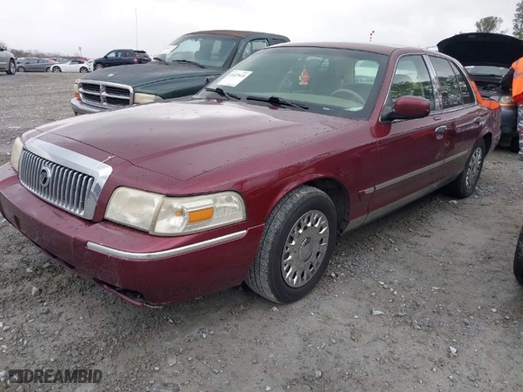 2006 Mercury Grand Marquis GS with VIN 2MEFM74W76X601761, listed as a IAAI auction lot 41627610 with 139,140 mi miles. Bid and sale history available at carsss.com. Image 2.