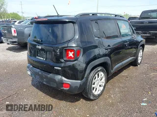2017 Jeep Renegade Latitude with VIN ZACCJABB2HPG07439, listed as a IAAI auction lot 42092602 with 119,364 mi miles. Bid and sale history available at carsss.com. Image 4.