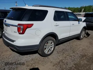 2019 Ford Explorer XLT z VIN 1FM5K8D84KGA75045, wystawiony jako Copart lot #55790495 z przebiegiem Nie podano mil oraz Szkoda całkowita • Salvage title. Historia ofert i sprzedaży dostępna na DreamBid. Obrazek 3.
