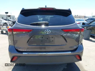 2021 Toyota Highlander L with VIN 5TDCZRAH9MS051141, listed as a IAAI auction lot 42228099 with 81,775 mi miles and . Bid and sale history available at DreamBid. Image 15.