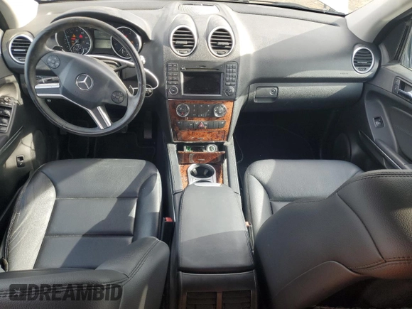 2010 Mercedes-Benz M 350 z VIN 4JGBB8GB5AA549449, wystawiony jako Copart lot #50080765 z przebiegiem 125 406 mil mil oraz Szkoda całkowita • Salvage title. Historia ofert i sprzedaży dostępna na DreamBid. Obrazek 8.