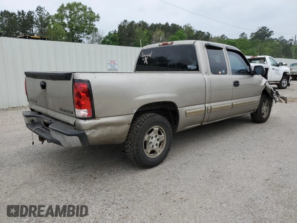 2002 Chevrolet Silverado 1500 LS with VIN 2GCEC19V621295145, listed as a Copart auction lot 50773795 with 245,920 mi miles and Salvage Title. Bid and sale history available at DreamBid. Image 3.
