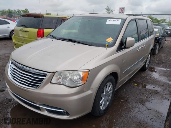 2013 Chrysler Town & Country Touring with VIN 2C4RC1BG3DR778321, listed as a IAAI auction lot 42192636 with 120,064 mi miles and . Bid and sale history available at DreamBid. Image 2.