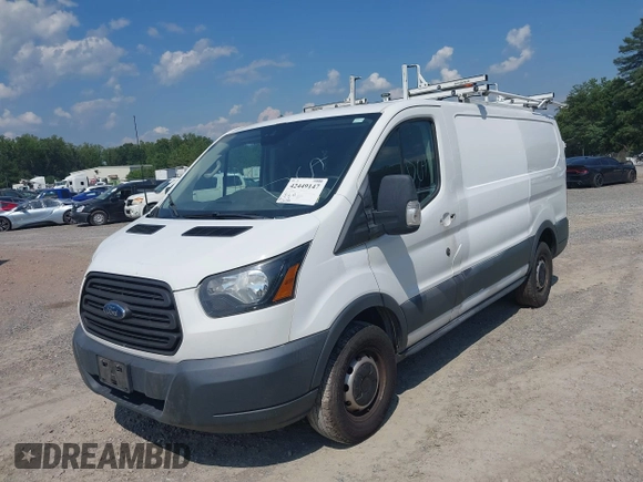 2017 Ford Transit z VIN 1FTYR1YM8HKA85286, wystawiony jako IAAI lot #42449147 z przebiegiem 230 391 mil mil oraz . Historia ofert i sprzedaży dostępna na DreamBid. Obrazek 17.