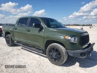 2021 Toyota Tundra 2WD SR5 with VIN 5TFEY5F14MX290686, listed as a Copart auction lot 69192264 with 8,728 mi miles and Clean Title. Bid and sale history available at carsss.com. Image 4.