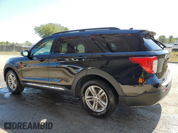 2023 Ford Explorer XLT with VIN 1FMSK7DH9PGA24760, listed as a Copart auction lot 53053005 with 37,044 mi miles and Clean Title. Bid and sale history available at carsss.com. Image 2.