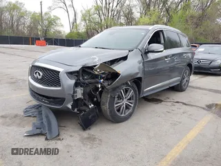 2019 Infiniti QX60 Pure z VIN 5N1DL0MN0KC516547, wystawiony jako IAAI lot #41947705 z przebiegiem 83 454 mil mil oraz . Historia ofert i sprzedaży dostępna na DreamBid. Obrazek 17.