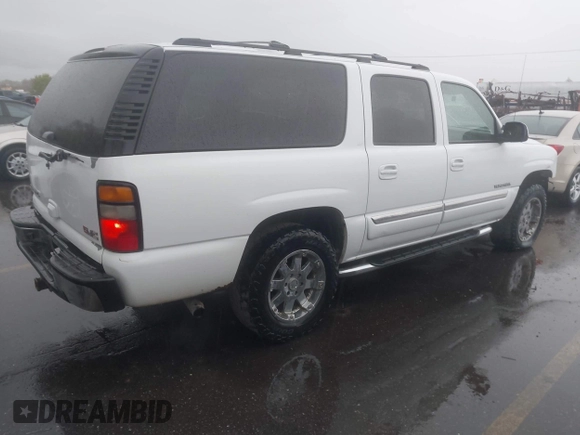 2006 GMC Yukon XL SLT with VIN 1GKFK16Z26J174739, listed as a IAAI auction lot 41959437 with 289,166 mi miles. Bid and sale history available at carsss.com. Image 4.