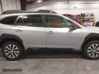 2024 Subaru Outback Premium with VIN 4S4BTAFC6R3163167, listed as a IAAI auction lot 41788835 with 35,678 mi miles. Bid and sale history available at carsss.com. Image 14.