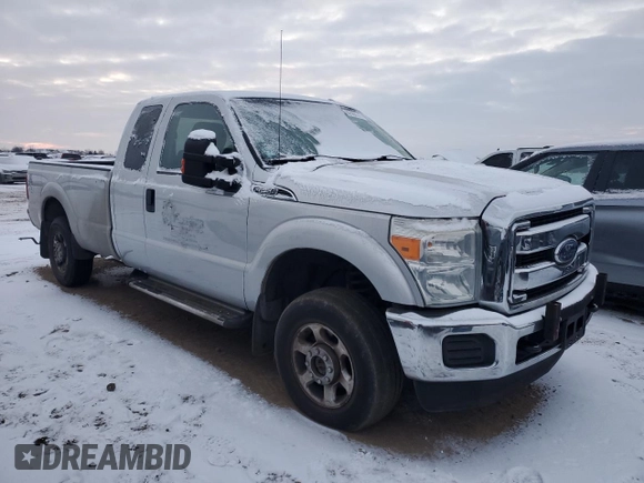 2013 Ford F-250 XL with VIN 1FT7X2B69DEA26953, listed as a Copart auction lot 87888745 with 272,289 mi miles and Clean Title. Bid and sale history available at DreamBid. Image 4.