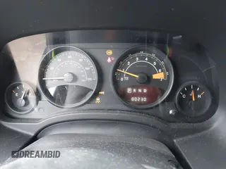 2014 Jeep Patriot Sport with VIN 1C4NJRBB2ED852114, listed as a IAAI auction lot 41521742 with 80,230 mi miles. Bid and sale history available at carsss.com. Image 7.
