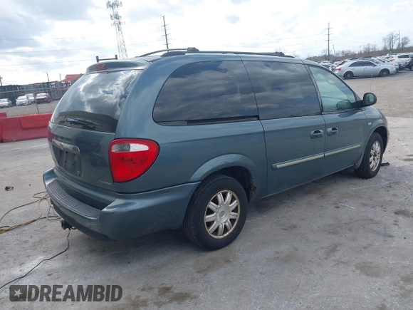 2006 Chrysler Town & Country LWB Touring with VIN 2A4GP54LX6R693048, listed as a IAAI auction lot 41887949 with 187,000 mi miles. Bid and sale history available at carsss.com. Image 4.