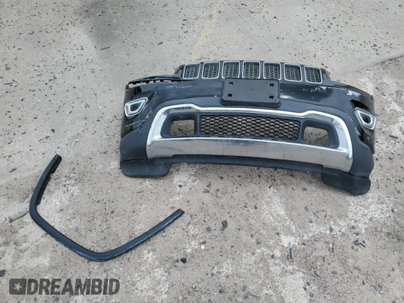2014 Jeep Grand Cherokee Limited with VIN 1C4RJFBG0EC517032, listed as a Copart auction lot 58813355 with 173,616 mi miles and Salvage title. Bid and sale history available at DreamBid. Image 13.