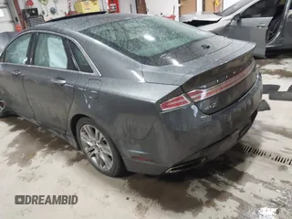 2015 Lincoln MKZ with VIN 3LN6L2G94FR607573, listed as a IAAI auction lot 41947202 with Not Provided miles and . Bid and sale history available at DreamBid. Image 3.