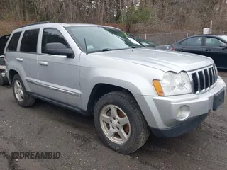 2006 Jeep Grand Cherokee Limited with VIN 1J4HR58286C307056, listed as a IAAI auction lot 41978528 with 130,855 mi miles. Bid and sale history available at carsss.com. Image 1.