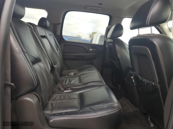 2009 Chevrolet Suburban LT w/2LT with VIN 1GNFK263X9R278809, listed as a Copart auction lot 77856924 with 139,744 mi miles and Salvage Title. Bid and sale history available at carsss.com. Image 11.