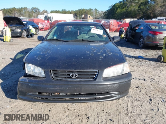 2001 Toyota Camry CE with VIN 4T1BG22K41U842473, listed as a IAAI auction lot 41858322 with 203,696 mi miles. Bid and sale history available at carsss.com. Image 12.