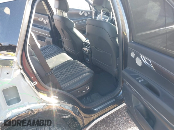 2024 Genesis GV80 with VIN KMUHCESC7RU180109, listed as a IAAI auction lot 41524166 with 4,109 mi miles and . Bid and sale history available at DreamBid. Image 8.