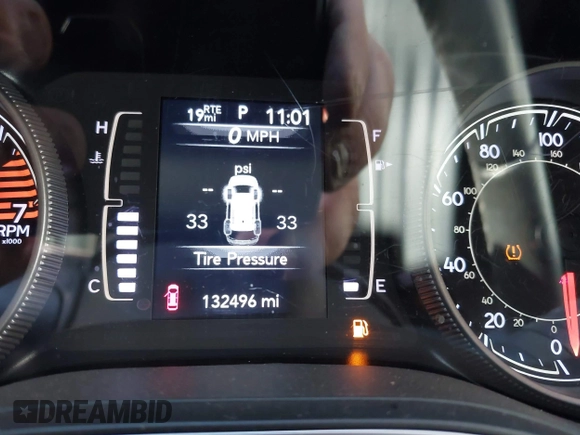 2019 Jeep Cherokee Latitude Plus with VIN 1C4PJMLB4KD321809, listed as a IAAI auction lot 40982234 with 132,496 mi miles. Bid and sale history available at carsss.com. Image 7.