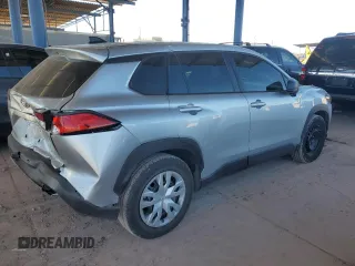 2022 Toyota Corolla Cross L с VIN 7MUAAABG2NV031925, выставлен на аукционе Copart как лот 46942155 с пробегом 79 436 миль миль и Списание • Salvage title. История ставок и продаж доступна на DreamBid. Изображение 3.