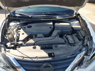2016 Nissan Altima 2.5 S with VIN 1N4AL3AP6GC132526, listed as a IAAI auction lot 41637014 with 87,955 mi miles. Bid and sale history available at carsss.com. Image 10.