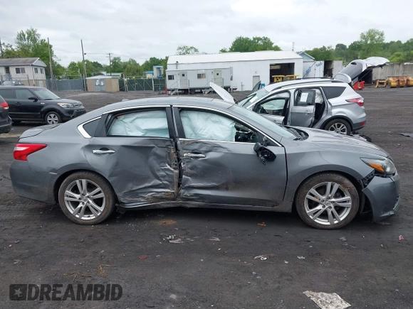 2017 Nissan Altima SL with VIN 1N4BL3AP7HC108127, listed as a IAAI auction lot 42371479 with 55,000 mi miles and . Bid and sale history available at DreamBid. Image 13.