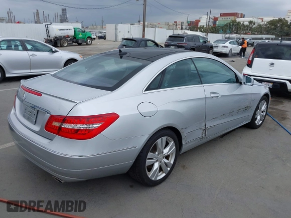 2012 Mercedes-Benz E 350 with VIN WDDKJ5KB1CF154693, listed as a IAAI auction lot 42077545 with 110,991 mi miles and . Bid and sale history available at DreamBid. Image 4.