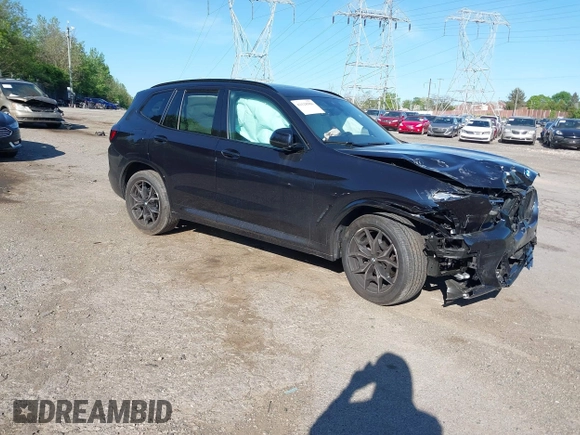 2024 BMW X3 xDrive30i z VIN 5UX53DP08R9V36583, wystawiony jako IAAI lot #42128986 z przebiegiem 9 mil mil oraz . Historia ofert i sprzedaży dostępna na DreamBid. Obrazek 1.