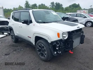 2023 Jeep Renegade Trailhawk с VIN ZACNJDC17PPP43612, выставлен на аукционе IAAI как лот 42486733 с пробегом 17 658 миль миль и . История ставок и продаж доступна на DreamBid. Изображение 1.