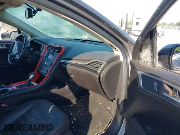 2013 Ford Fusion SE Hybrid with VIN 3FA6P0LU8DR161079, listed as a IAAI auction lot 42064615 with 232,448 mi miles. Bid and sale history available at carsss.com. Image 5.