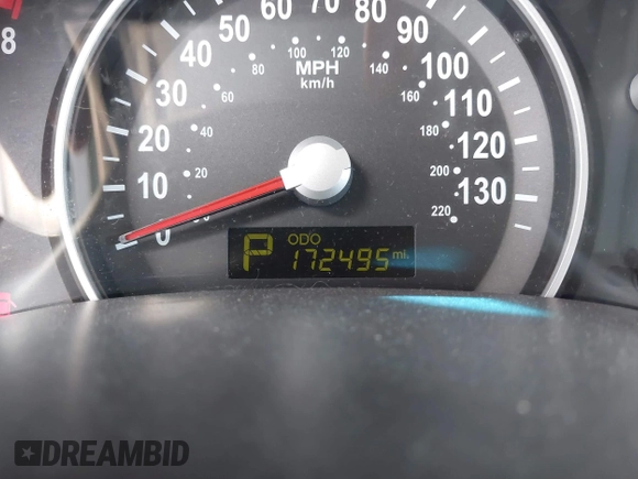 2011 Kia Sedona LX with VIN KNDMG4C74B6368551, listed as a IAAI auction lot 42022483 with 172,495 mi miles. Bid and sale history available at carsss.com. Image 16.