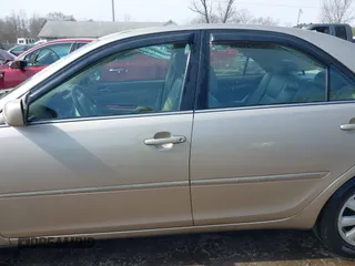 2004 Toyota Camry LE with VIN 4T1BF30K94U587836, listed as a IAAI auction lot 41714277 with 211,893 mi miles and . Bid and sale history available at carsss.com. Image 14.