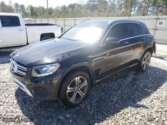 2019 Mercedes-Benz GLC with VIN WDC0G4JB6KV171323, listed as a Copart auction lot 49720335 with 105,426 mi miles and Non Repairable. Bid and sale history available at carsss.com. Image 1.