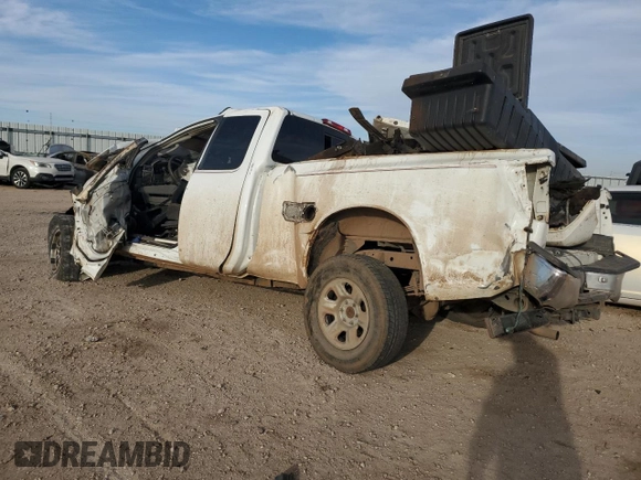 2004 Nissan Titan SE z VIN 1N6AA06B54N579678, wystawiony jako Copart lot #45513425 z przebiegiem Nie podano mil oraz Nie do naprawy • Non repairable. Historia ofert i sprzedaży dostępna na DreamBid. Obrazek 2.