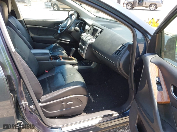 2011 Nissan Murano LE with VIN JN8AZ1MW5BW160801, listed as a IAAI auction lot 42081172 with 156,498 mi miles. Bid and sale history available at carsss.com. Image 5.