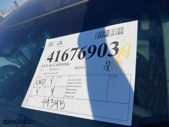 2015 Toyota Sienna SE with VIN 5TDXK3DC9FS551094, listed as a IAAI auction lot 41676903 with 94,345 mi miles. Bid and sale history available at carsss.com. Image 17.