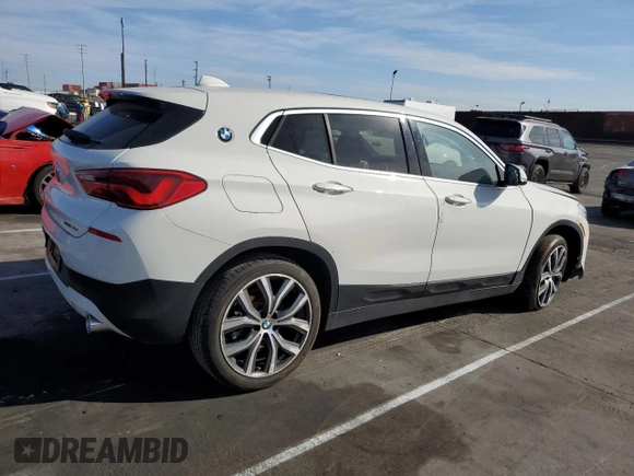 2020 BMW X2 xDrive28i with VIN WBXYJ1C02L5P85780, listed as a Copart auction lot 43665555 with 14,451 mi miles and Salvage Title. Bid and sale history available at carsss.com. Image 3.