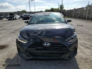2020 Hyundai Veloster 2.0 with VIN KMHTG6AF5LU030585, listed as a Copart auction lot 67114883 with 25,577 mi miles. Bid and sale history available at carsss.com. Image 5.